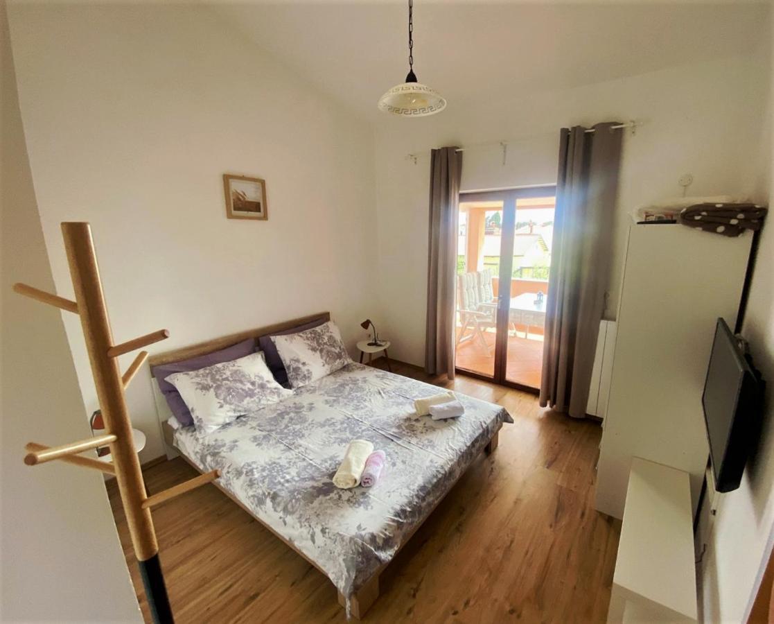 Celestina Apartment